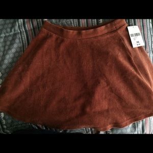 Amber colored skirt!